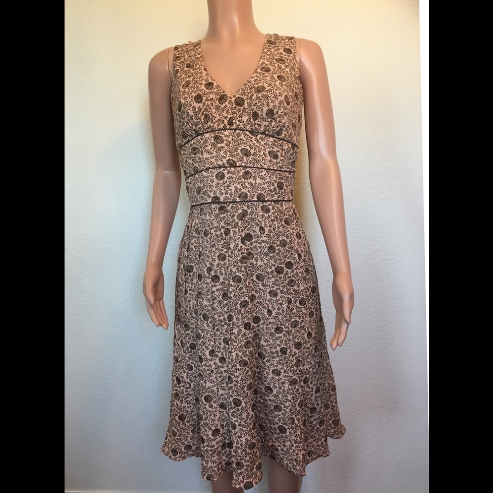 🔴2/$25 NWT Sandra Darren Crepe Lined A-line Floral Dress